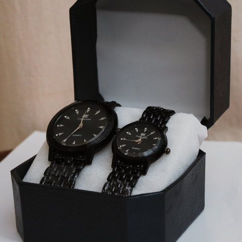 Premium His & Her Couple Wrist Watch