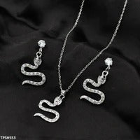 Snake Pendent Set